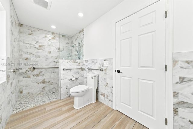 8406 NW 201st Street, Hialeah, FL 33015
