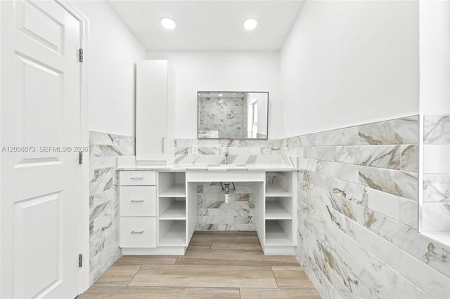 8406 NW 201st Street, Hialeah, FL 33015