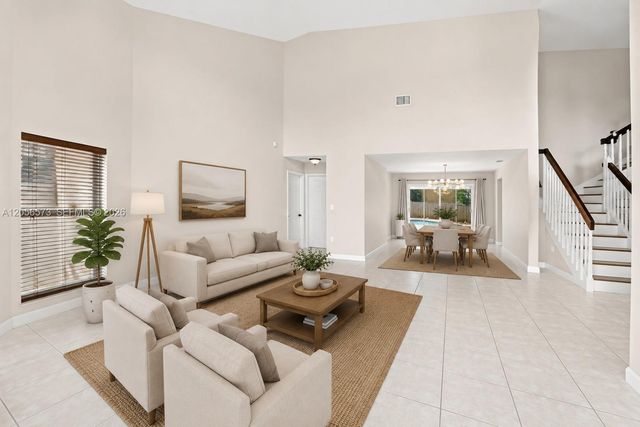 8406 NW 201st Street, Hialeah, FL 33015