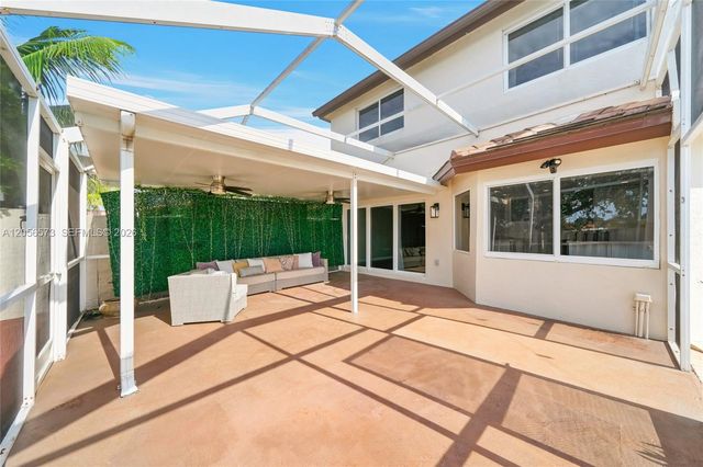 8406 NW 201st Street, Hialeah, FL 33015