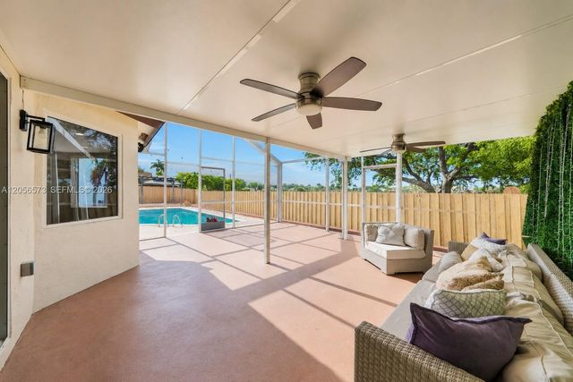 8406 NW 201st Street, Hialeah, FL 33015