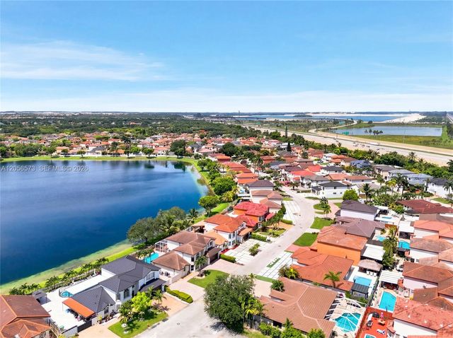 8406 NW 201st Street, Hialeah, FL 33015