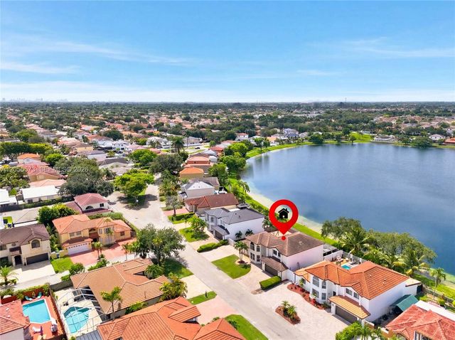 8406 NW 201st Street, Hialeah, FL 33015
