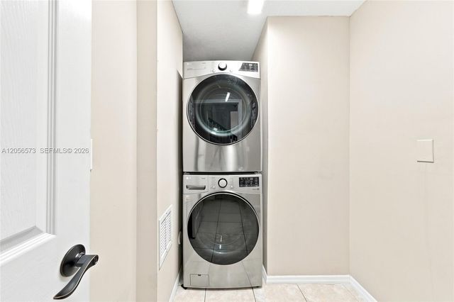 8406 NW 201st Street, Hialeah, FL 33015