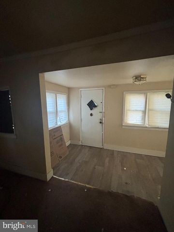 208 PARK AVE, Somerdale, NJ 08083