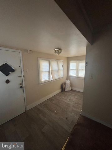 208 PARK AVE, Somerdale, NJ 08083