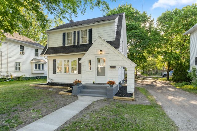 1816 Todd Avenue, Lansing, MI 48910