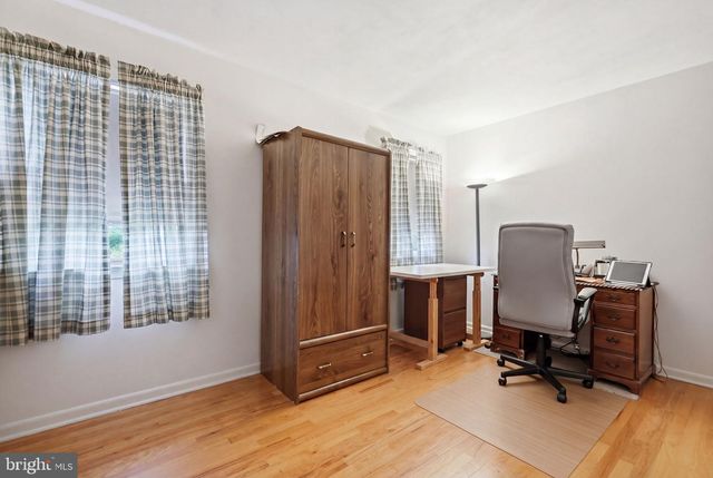 59 LOCHATONG RD, Ewing, NJ 08628