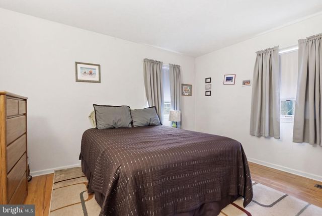 59 LOCHATONG RD, Ewing, NJ 08628