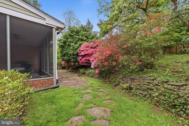 59 LOCHATONG RD, Ewing, NJ 08628