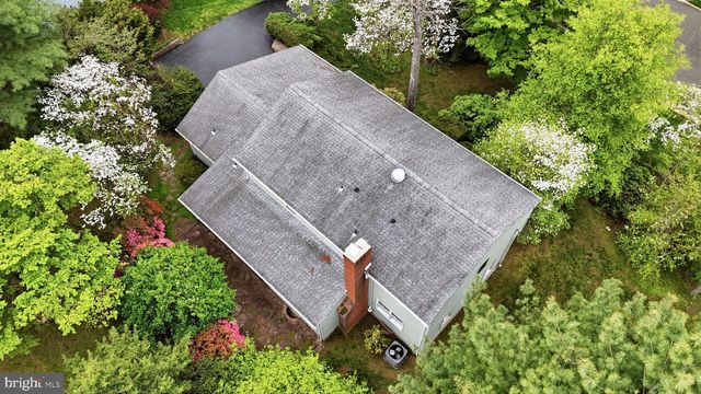 59 LOCHATONG RD, Ewing, NJ 08628