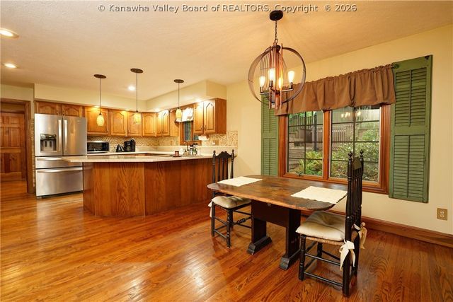 817 Shrewsbury Drive, St Albans, WV 25177