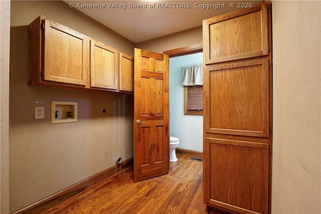 817 Shrewsbury Drive, St Albans, WV 25177