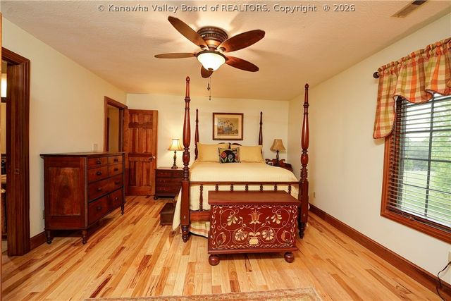 817 Shrewsbury Drive, St Albans, WV 25177