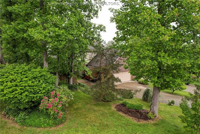 817 Shrewsbury Drive, St Albans, WV 25177