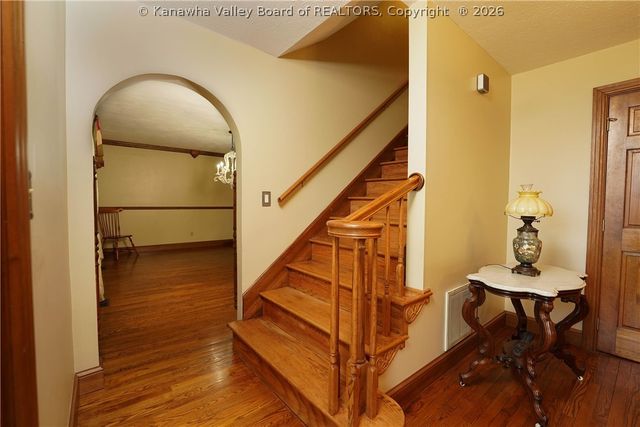 817 Shrewsbury Drive, St Albans, WV 25177