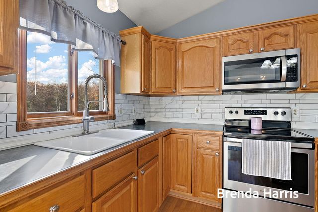 9211 Blue Lake Road, Twin Lake, MI 49457