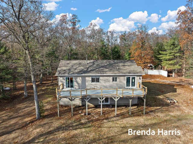 9211 Blue Lake Road, Twin Lake, MI 49457