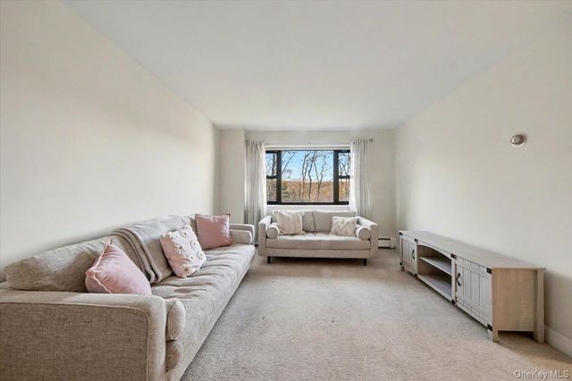 505 Central Avenue 725, White Plains, NY 10606