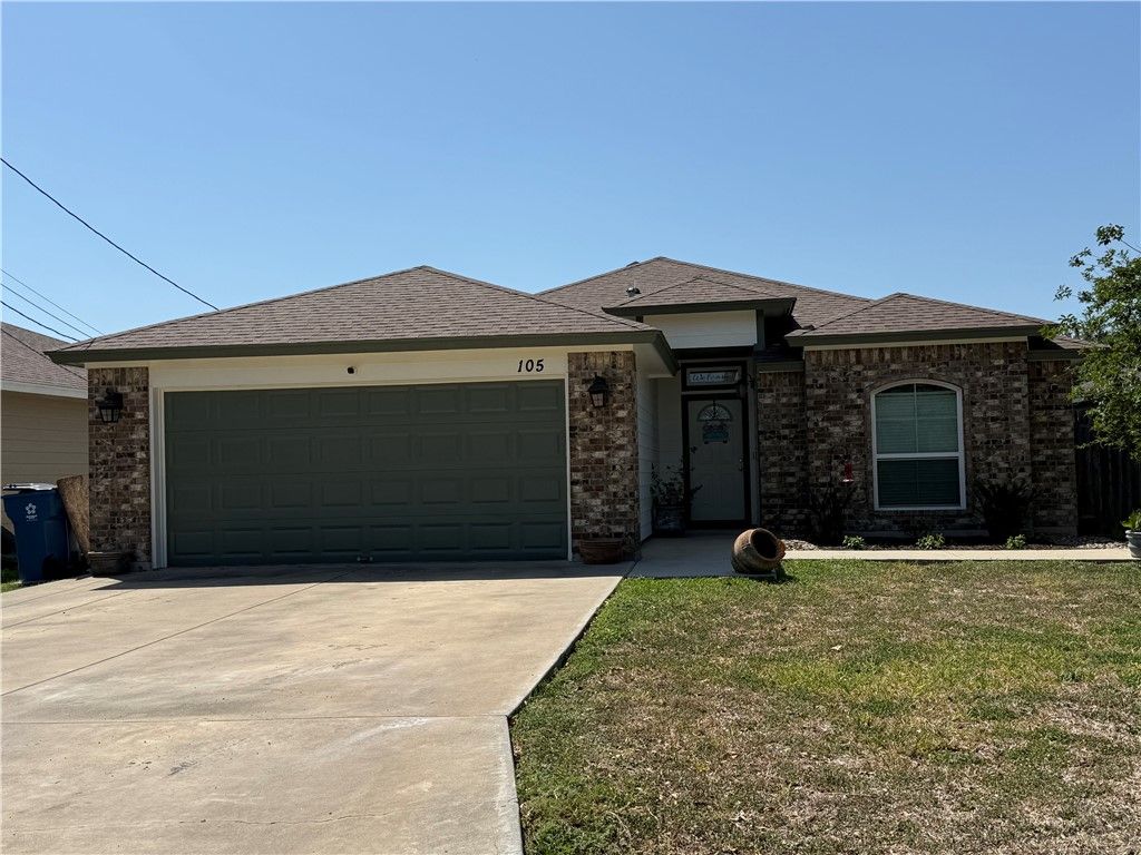 105 Fourth St, Odem, TX 78370