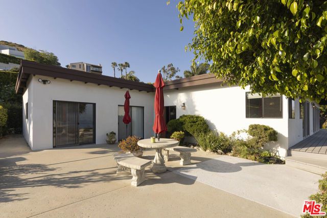 26863 Via Linda Street, Malibu, CA 90265