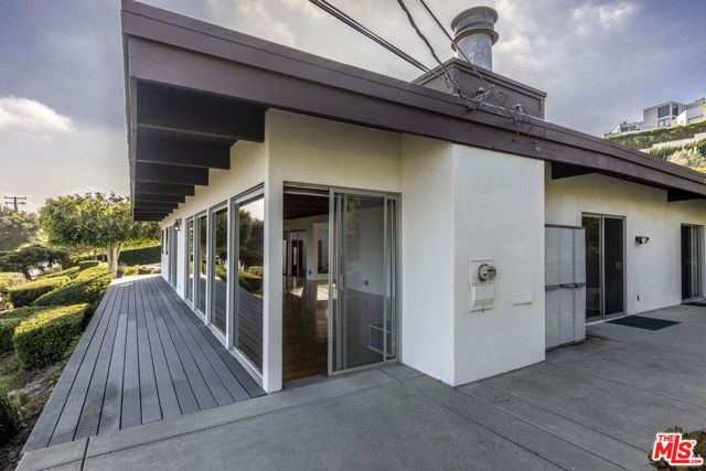 26863 Via Linda Street, Malibu, CA 90265