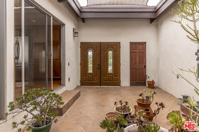 26863 Via Linda Street, Malibu, CA 90265