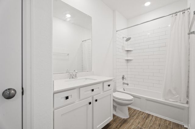 4103 Balboa Drive, Iowa Colony, TX 77583