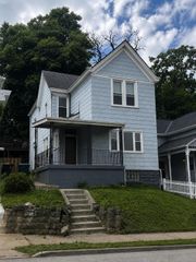 942 Maple Avenue, Dayton, KY 41074