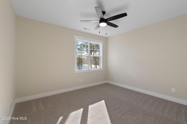 560 Kennedy Circle, Southport, NC 28461