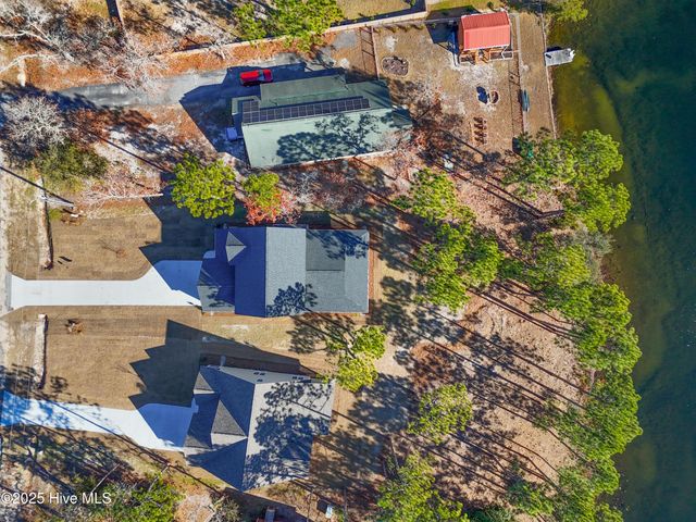 560 Kennedy Circle, Southport, NC 28461