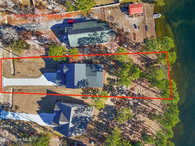 560 Kennedy Circle, Southport, NC 28461