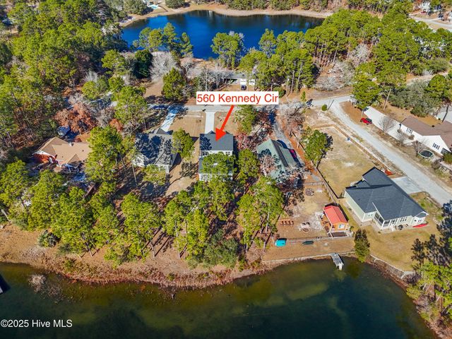 560 Kennedy Circle, Southport, NC 28461