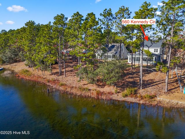 560 Kennedy Circle, Southport, NC 28461