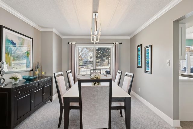 295 58th Court, West Des Moines, IA 50266