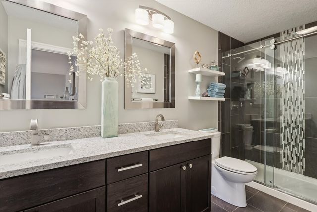 295 58th Court, West Des Moines, IA 50266