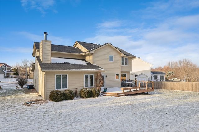 295 58th Court, West Des Moines, IA 50266