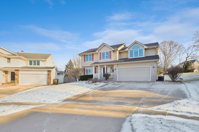 295 58th Court, West Des Moines, IA 50266