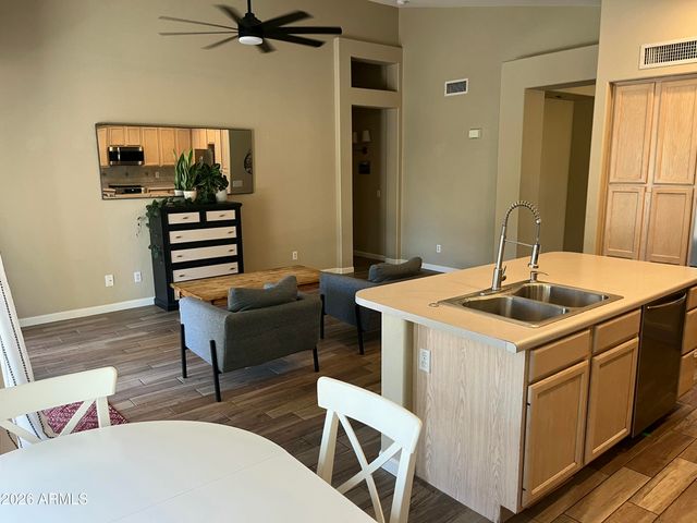 1181 W Goldfinch Way, Chandler, AZ 85286