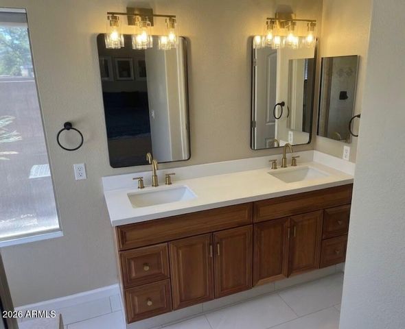 1181 W Goldfinch Way, Chandler, AZ 85286