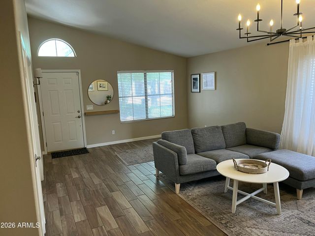 1181 W Goldfinch Way, Chandler, AZ 85286