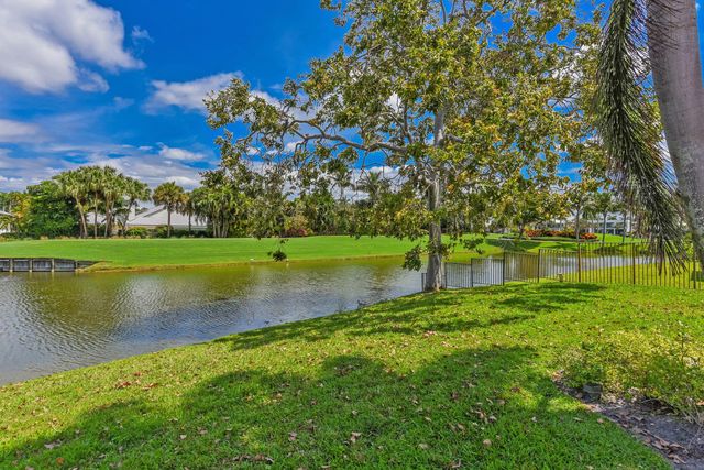 17974 Foxborough Lane, Boca Raton, FL 33496
