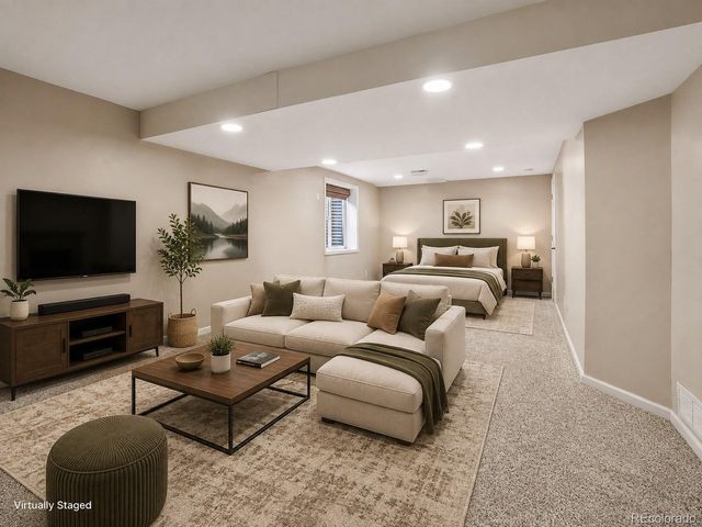 7075 Eldridge Ct, Arvada, CO 80004