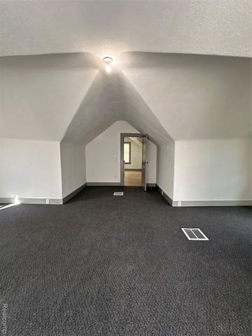 2286 Tuxedo Street, Detroit, MI 48206