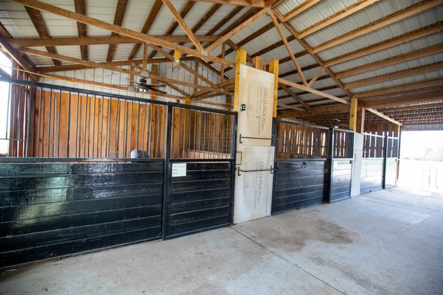 501 Burnt Hill Rd, Unionville, TN 37180