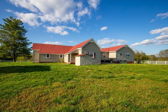 501 Burnt Hill Rd, Unionville, TN 37180