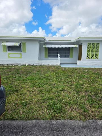 5415 NW 49th Terrace, Tamarac, FL 33319