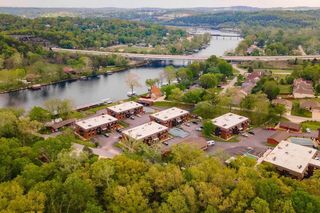 120 Wilshire Dr, 24, Hollister, MO 65672