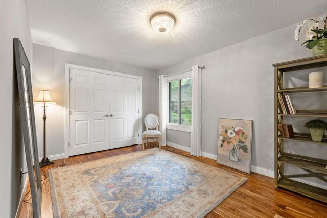 1185 weston, Plymouth, MN 55447