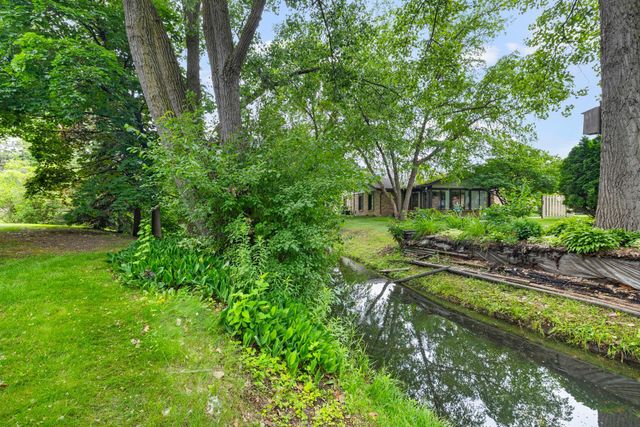 1185 weston, Plymouth, MN 55447